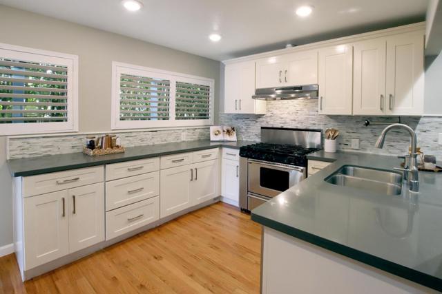 217 Valencia Avenue, Aptos CA: https://media.crmls.org/mediaz/3e99817a-5825-474b-a5ce-9dde4c03f737.jpg