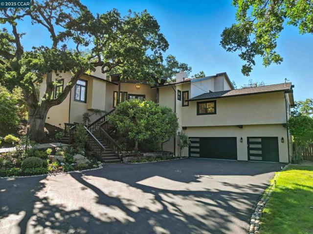 1542 Hillgrade Ave, Alamo CA: https://media.crmls.org/mediaz/3e99fef3-97c5-4465-9f69-86ec1d9f31b3.jpg