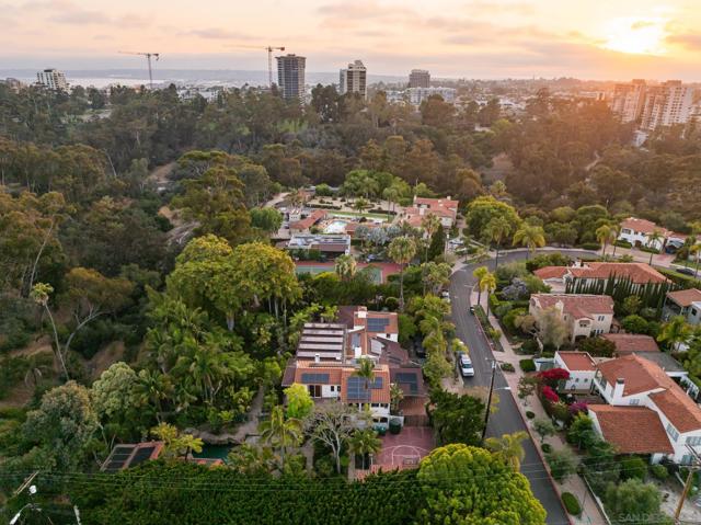 1010 Myrtle Way, San Diego CA: https://media.crmls.org/mediaz/3e9aae0c-00f2-42d5-911c-968cdfdfd656.jpg