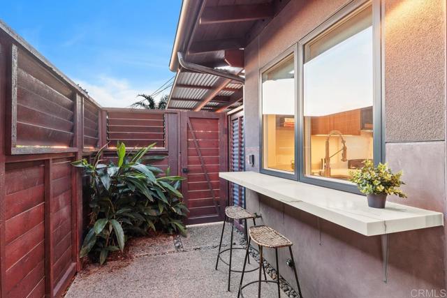 803 Saxony Road, Encinitas CA: https://media.crmls.org/mediaz/3e9b4f06-426d-4e1a-bf03-544429c9c8cc.jpg