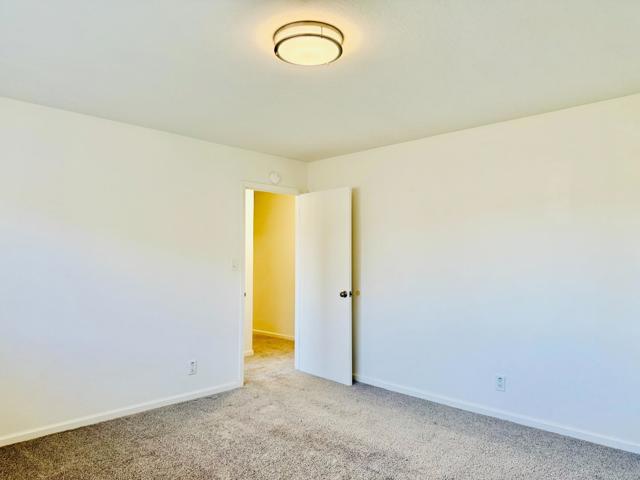 15061508 Kentfield Avenue, Redwood City CA: https://media.crmls.org/mediaz/3e9c1088-6a56-4a13-af38-0e1cf9452535.jpg