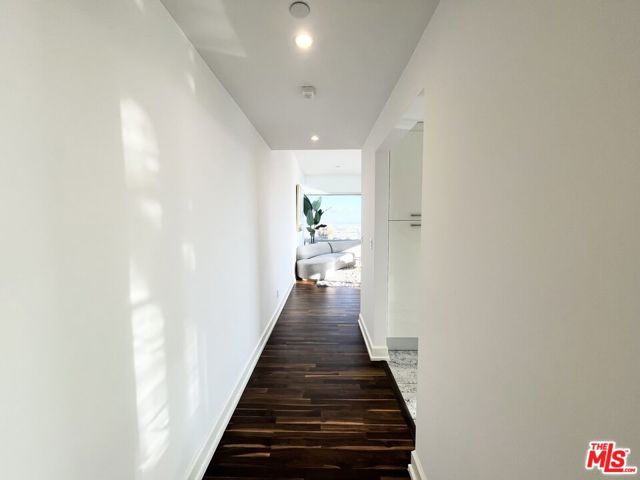 900 W Olympic Boulevard, Los Angeles CA: https://media.crmls.org/mediaz/3e9cd12d-2bb6-4ebc-aec1-ca222acfae94.jpg