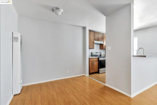 1626 Dwight Way, Berkeley CA: https://media.crmls.org/mediaz/3e9cfe75-d4c6-46b9-a8d8-10a78d7d12cd.jpg
