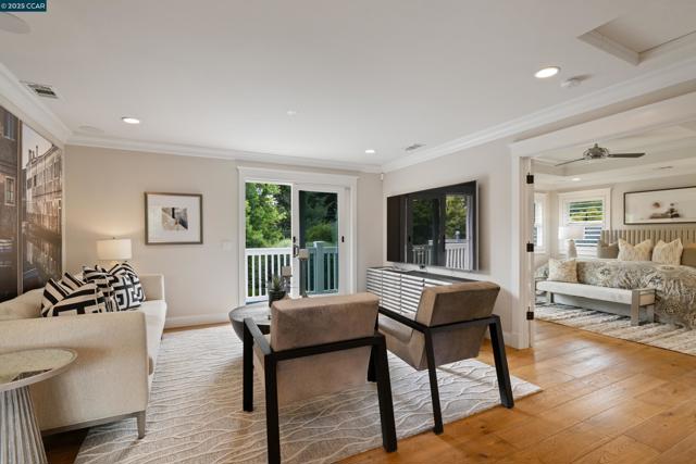 125 El Dorado Ave, Danville CA: https://media.crmls.org/mediaz/3e9d6be3-c018-4d02-9e25-bb74f5c8e505.jpg
