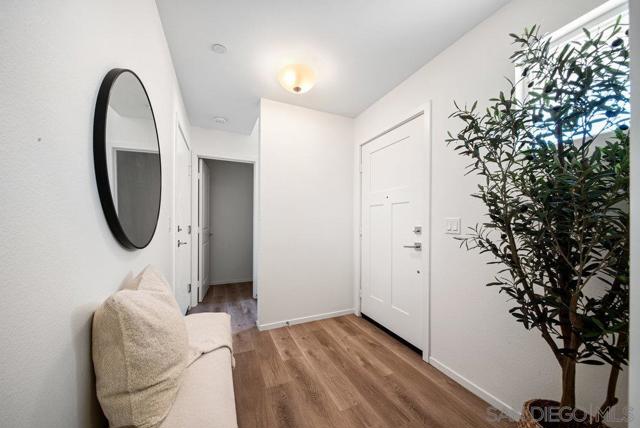 8160 Golden Ave, Lemon Grove CA: https://media.crmls.org/mediaz/3e9e7268-0d6c-4f86-97e6-0fd8e0c6eab0.jpg