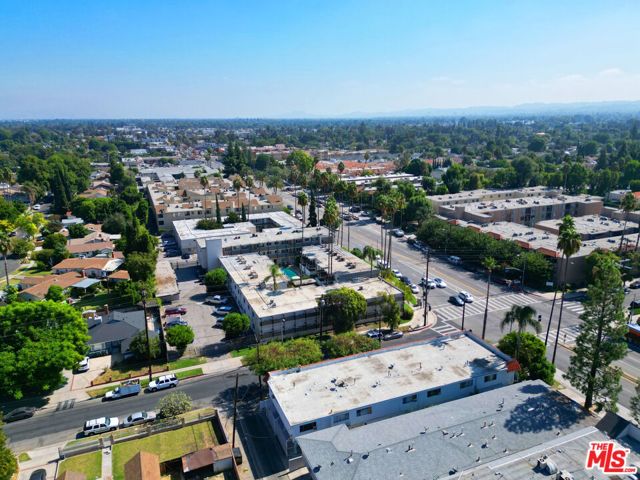 19103 Sherman Way, Reseda CA: https://media.crmls.org/mediaz/3e9e9efc-5b56-415b-b7f4-588d46349f55.jpg