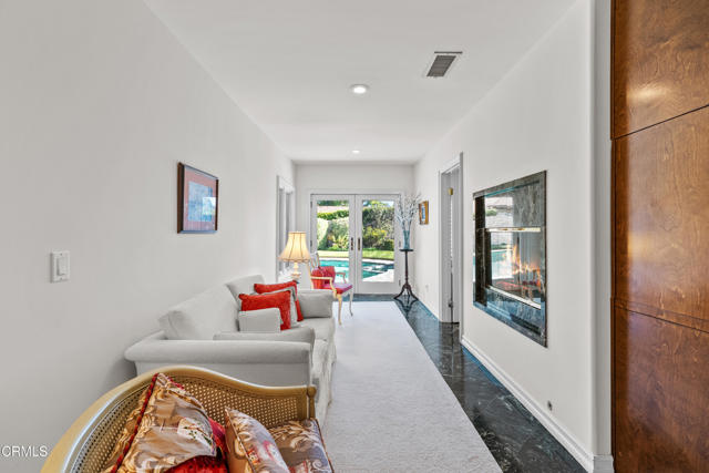 Detail Gallery Image 31 of 63 For 4240 Reyes Dr, Los Angeles,  CA 91356 - 4 Beds | 4/1 Baths