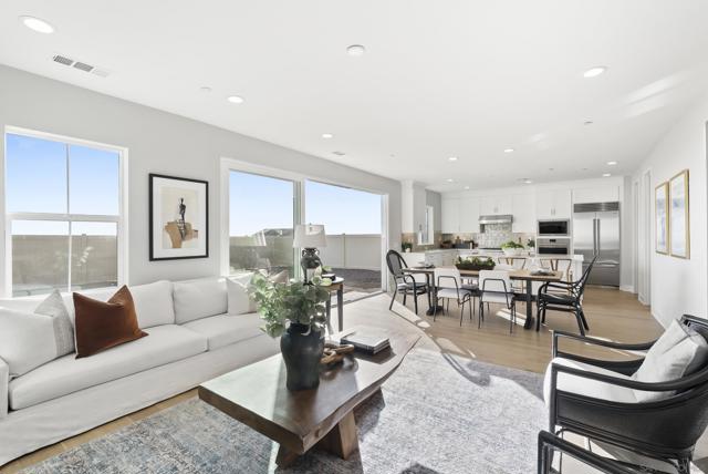 951 Visalia Pl, San Marcos CA: https://media.crmls.org/mediaz/3ea099f5-79e2-42b9-806a-c5cfc5393a98.jpg