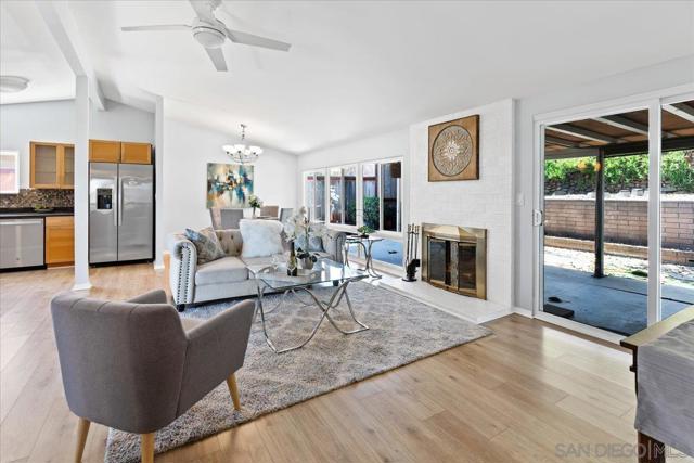 9021 Ronda Ave, San Diego CA: https://media.crmls.org/mediaz/3ea1fa35-a654-43e6-a083-69e94dd0bf5f.jpg