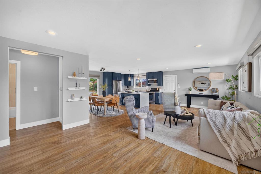 4852 Kings Way - photo 2