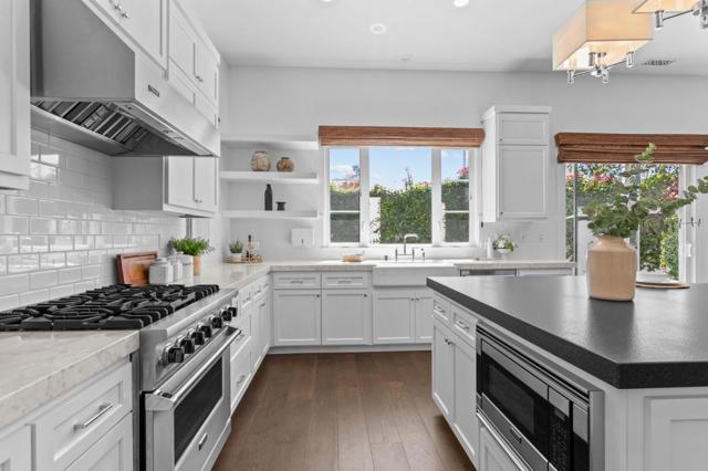 42059 Vinha Way, Fremont CA: https://media.crmls.org/mediaz/3ea4da28-bfd6-4826-8758-bd90a6cebc88.jpg