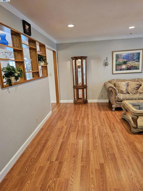 40575 Blacow Road, Fremont CA: https://media.crmls.org/mediaz/3ea5c19f-ee3f-4562-90cc-69f54c411ee9.jpg