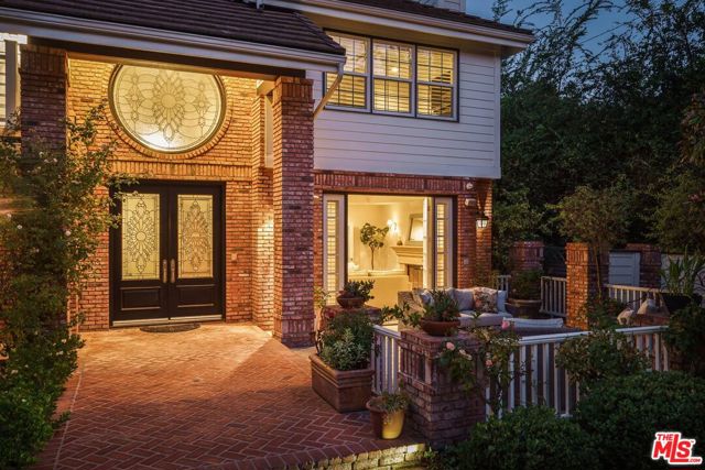 14997 VALLEY VISTA Boulevard photo 4