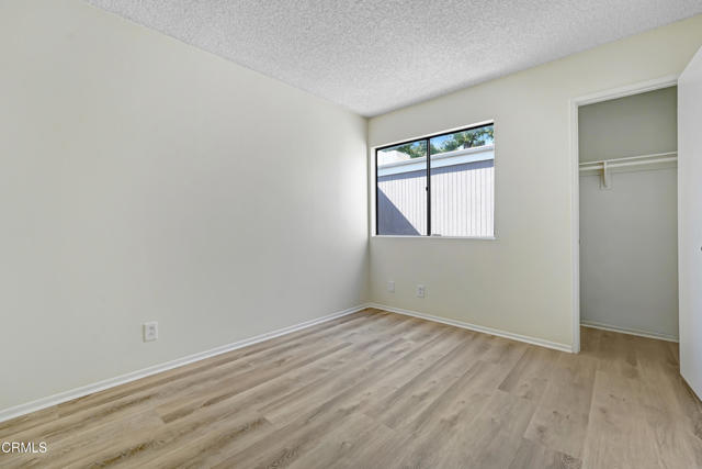 12521 Ralston Avenue, Sylmar CA: https://media.crmls.org/mediaz/3ea8b6f7-f6a1-45d1-a44f-1923a0ac5a40.jpg