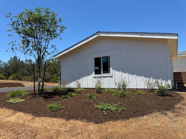 28676 Mountain Lilac Road, Escondido CA: https://media.crmls.org/mediaz/3ea9c21a-4744-4427-b2d5-0d03d47d8297.jpg