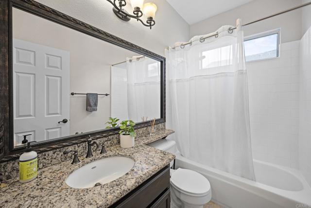 Image 9 of 47 For 13615 Braeswood