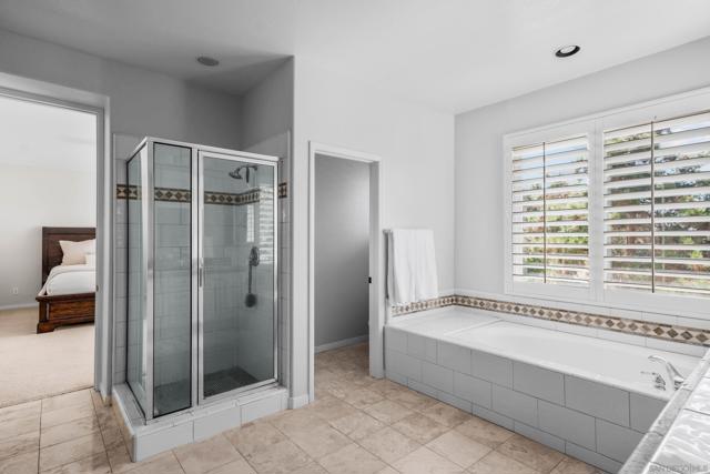 Image 29 of 44 For 923 Merlo Ct