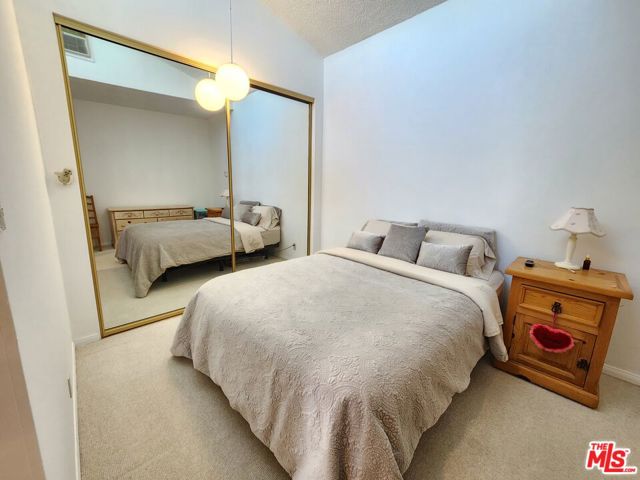 8130 Grimsby Avenue, Los Angeles CA: https://media.crmls.org/mediaz/3eabadbf-ed85-49f8-9475-06bc37832a3a.jpg