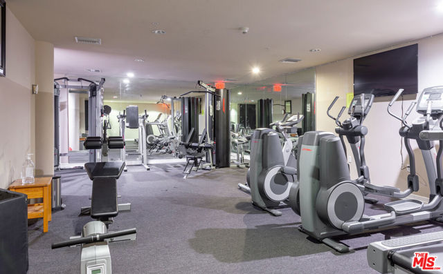3750 Santa Rosalia Drive, Los Angeles CA: https://media.crmls.org/mediaz/3eacbb2b-59a1-41a5-af5e-8501758fab48.jpg