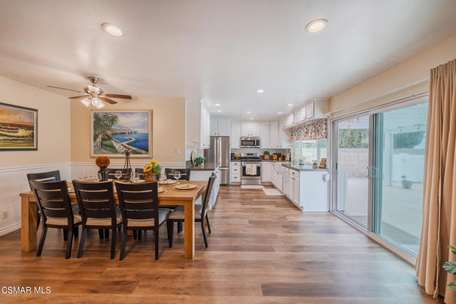 2705 N Broadmoor Avenue, Simi Valley CA: https://media.crmls.org/mediaz/3ead0c99-98e7-4004-b096-f13d7d7f04d6.jpg