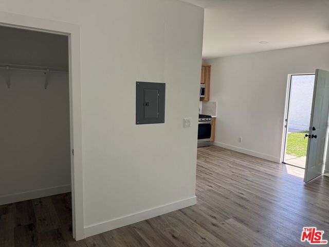 3815 W 60th Street, Los Angeles CA: https://media.crmls.org/mediaz/3ead450c-bab0-49e1-900d-c1aaf63f53a9.jpg