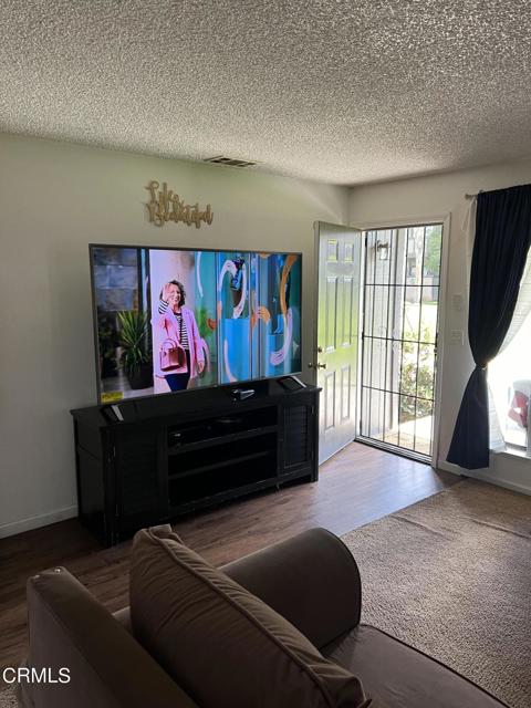 Image 22 of 25 For 1151 Chestnut Avenue 131