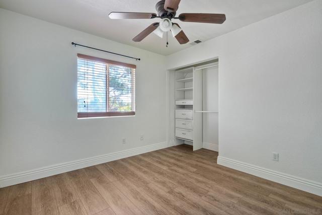4811 Ventana Way, Oceanside CA: https://media.crmls.org/mediaz/3eb1b06b-cab3-4812-a880-1c047a6a398e.jpg