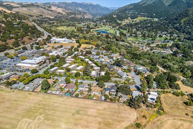 9500 Center Street, Carmel CA: https://media.crmls.org/mediaz/3eb1bd3a-c7d8-43c8-b114-4373ce23e6f9.jpg