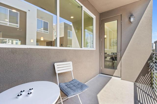 178 Llano De Los Robles Avenue, San Jose CA: https://media.crmls.org/mediaz/3eb21022-3b6c-4773-90d2-5756ab6db118.jpg