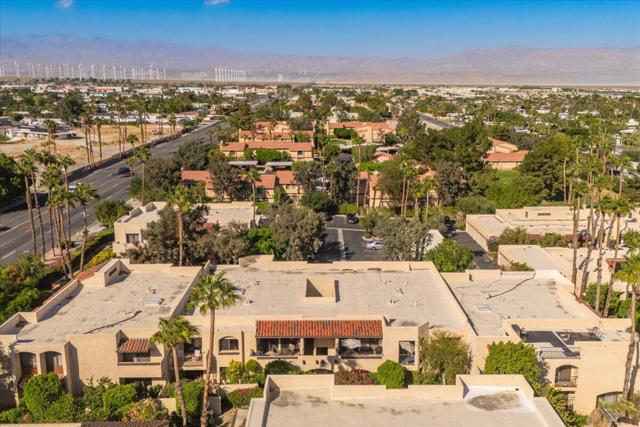 200 E Racquet Club Road, Palm Springs CA: https://media.crmls.org/mediaz/3eb222a6-b147-4a73-b74e-9a63d88fcf9b.jpg