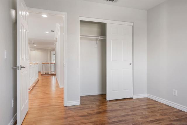 29487 Georgetown Ln, Temecula CA: https://media.crmls.org/mediaz/3eb2500c-4573-49f7-b427-a9d83b6f014a.jpg