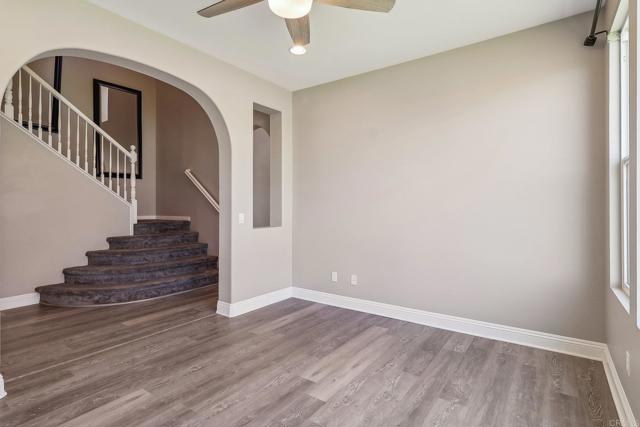 31332 Bluebeech Court, Temecula CA: https://media.crmls.org/mediaz/3eb27cf8-8d3b-4f49-b737-0893401c74e6.jpg