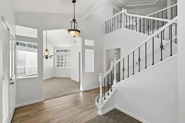 Detail Gallery Image 9 of 71 For 1351 Graham Pl, Escondido,  CA 92026 - 4 Beds | 2/1 Baths