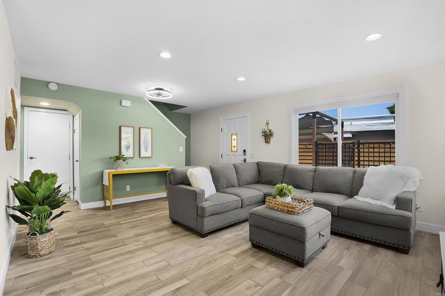 4091 Galbar Street, Oceanside CA: https://media.crmls.org/mediaz/3eb3387e-60ed-4a63-95f9-b800f6b11ebd.jpg