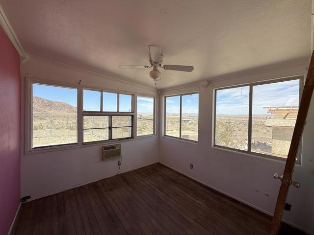 68424 Bellerue Road, 29 Palms CA: https://media.crmls.org/mediaz/3eb3a4da-6f5a-4a9d-902b-91cc74a227eb.jpg