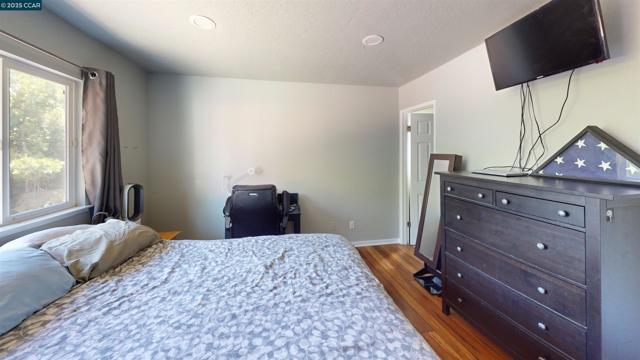1400 Wildcat Way, Oakley CA: https://media.crmls.org/mediaz/3eb3ab46-ec0e-457b-af07-32c3e23cd611.jpg
