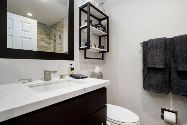 31465 Whispering Palms Trail, Cathedral City CA: https://media.crmls.org/mediaz/3eb614fa-caf7-4b54-8571-9b9dfa8199b6.jpg