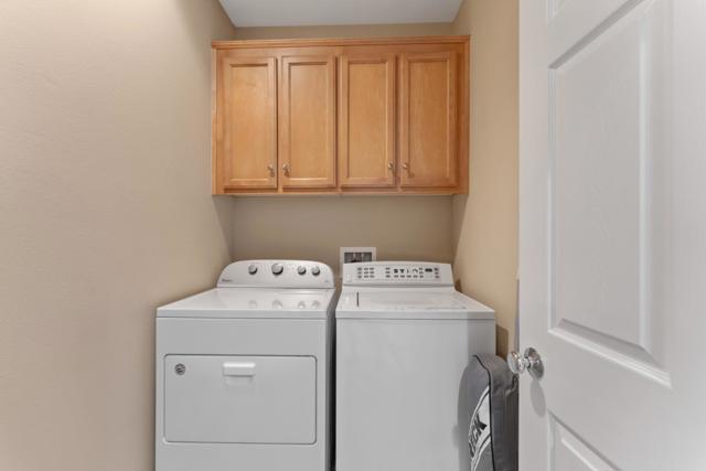 850 Foxworthy Avenue, San Jose CA: https://media.crmls.org/mediaz/3eb63b81-7e90-40ef-bbe0-716e502d6847.jpg