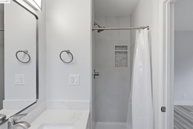 3640 Sun View Terrace, Concord CA: https://media.crmls.org/mediaz/3eb64968-1ade-4255-afff-0d791e775498.jpg