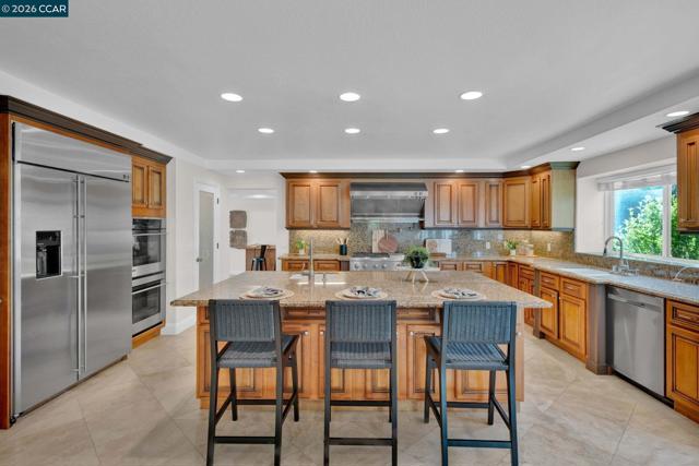 Image 12 of 53 For 367 Mt Washington Way