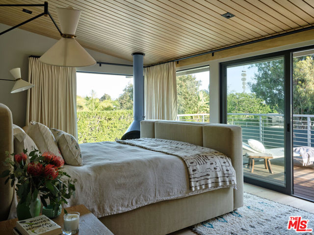 6738 Wildlife Road photo 12