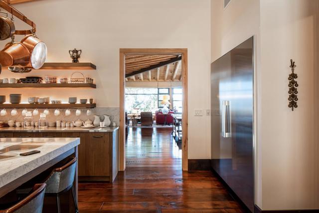 4847 Bixby Creek Road, Carmel CA: https://media.crmls.org/mediaz/3eb7cbfb-3589-48f9-8276-c90a87f5486e.jpg