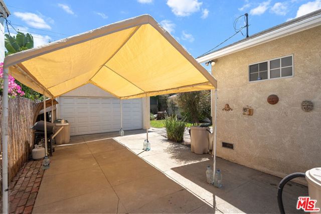 2534 Wellesley Avenue, Los Angeles CA: https://media.crmls.org/mediaz/3eba518d-3b88-46fd-8c88-545fab8d6b5e.jpg