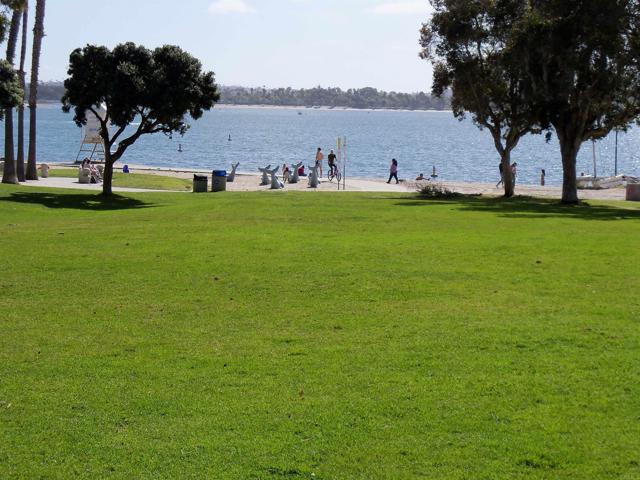 Detail Gallery Image 7 of 47 For 1250 1254 Parker Place, San Diego,  CA 92109 - – Beds | – Baths