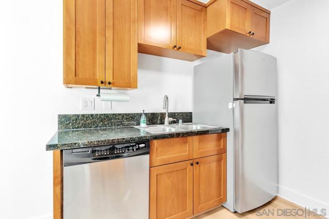 3136 Via Alicante, La Jolla CA: https://media.crmls.org/mediaz/3ebc2d95-bbc3-4e88-b8e8-e80156bbe22f.jpg