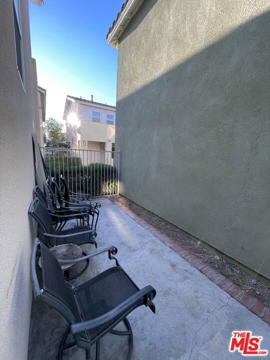 121 Cancion Way, Los Angeles CA: https://media.crmls.org/mediaz/3ebc9cac-c155-4844-9ec8-f9715089fc4a.jpg