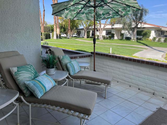 Detail Gallery Image 4 of 26 For 137 Torremolinos, Rancho Mirage,  CA 92270 - 2 Beds | 2 Baths