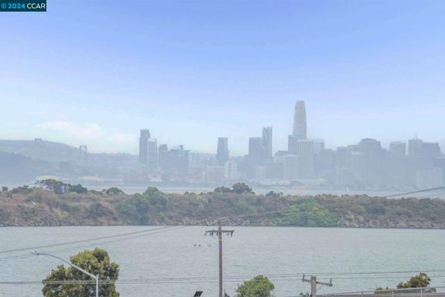 Image 38 of 41 For 2815 San Luis St