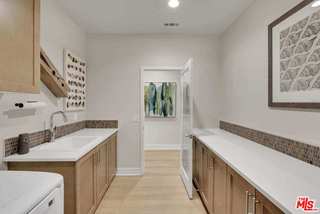 MLS #25614795 image #15