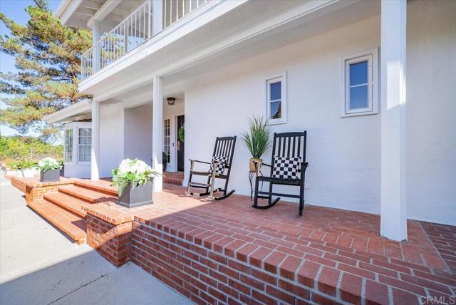 Detail Gallery Image 7 of 67 For 1015 Vereda Callada, Escondido,  CA 92029 - 4 Beds | 2/1 Baths